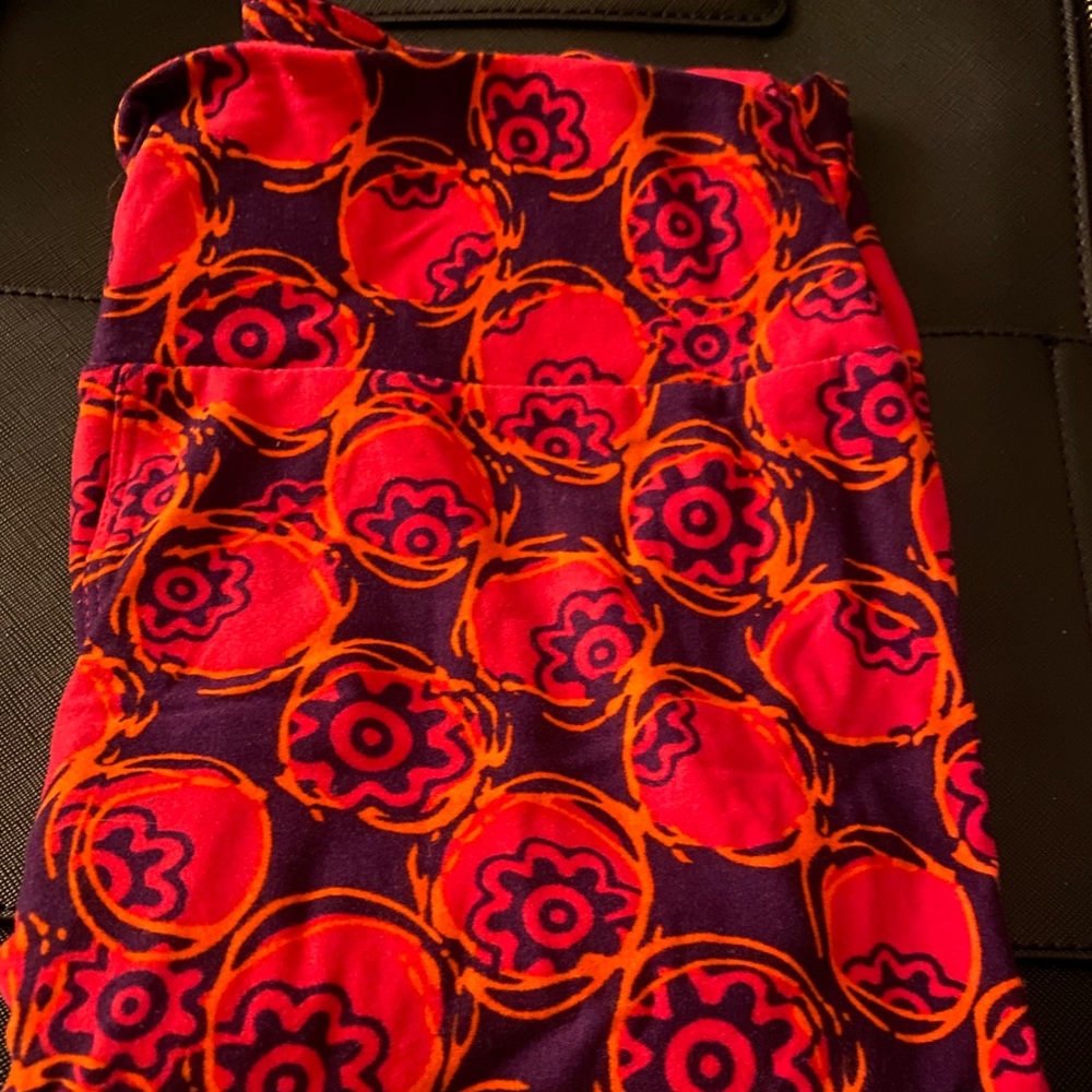 COPY - LuLaRoe leggings OS size 2-12